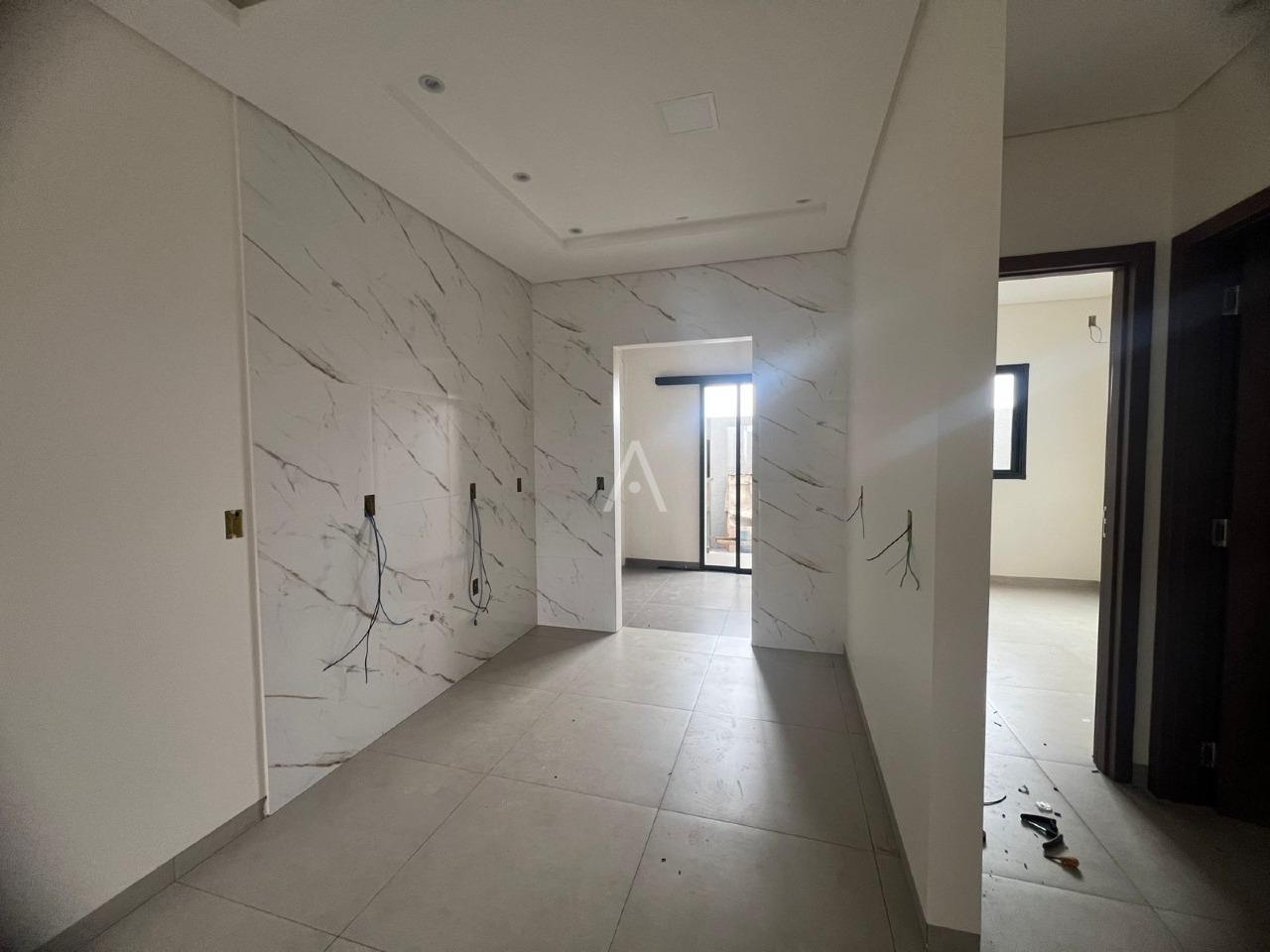 Casa Residencial para à venda no Bairro COOPAGRO em TOLEDO: 