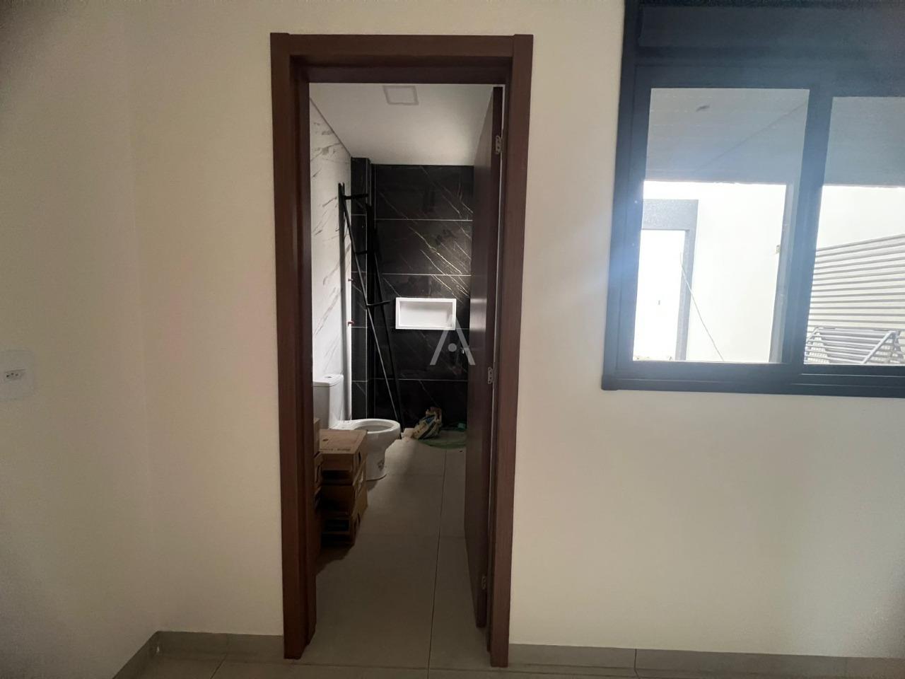 Casa Residencial para à venda no Bairro COOPAGRO em TOLEDO: 