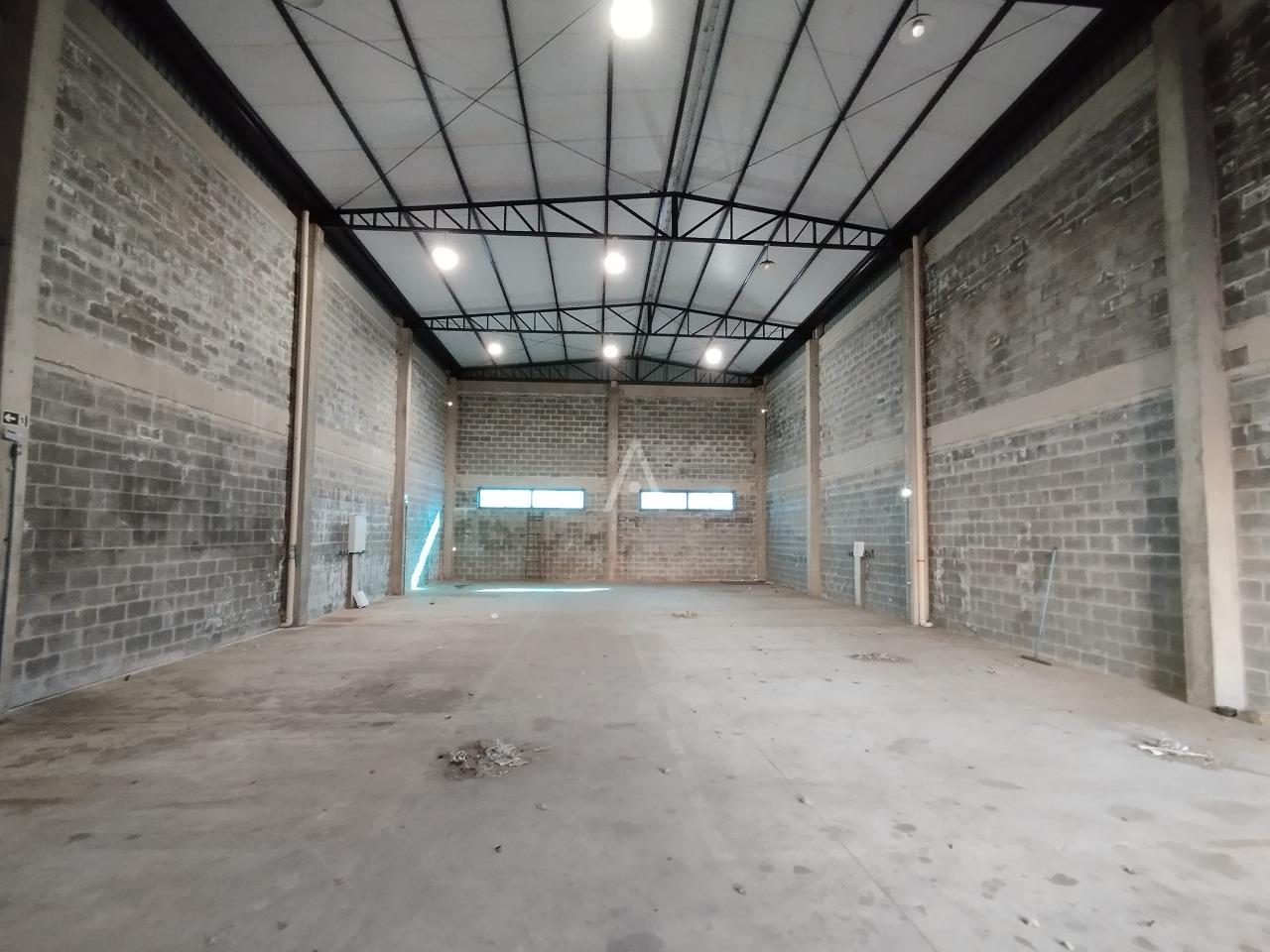 Barracão Comercial para para aluguel no Bairro Brazmadeira em CASCAVEL: BARRACÃO