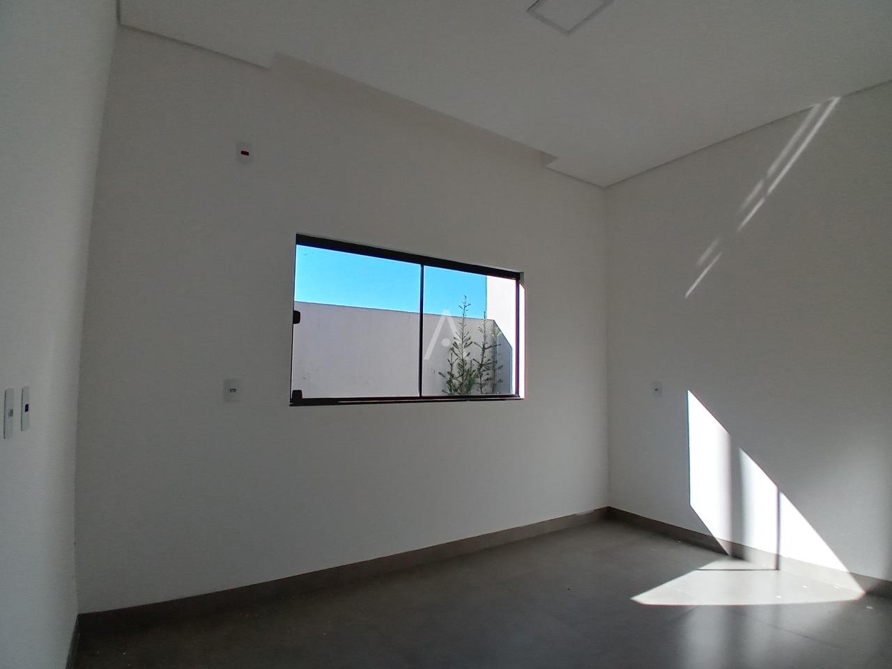 Casa Residencial para à venda no Bairro JARDIM COOPAGRO em TOLEDO: 