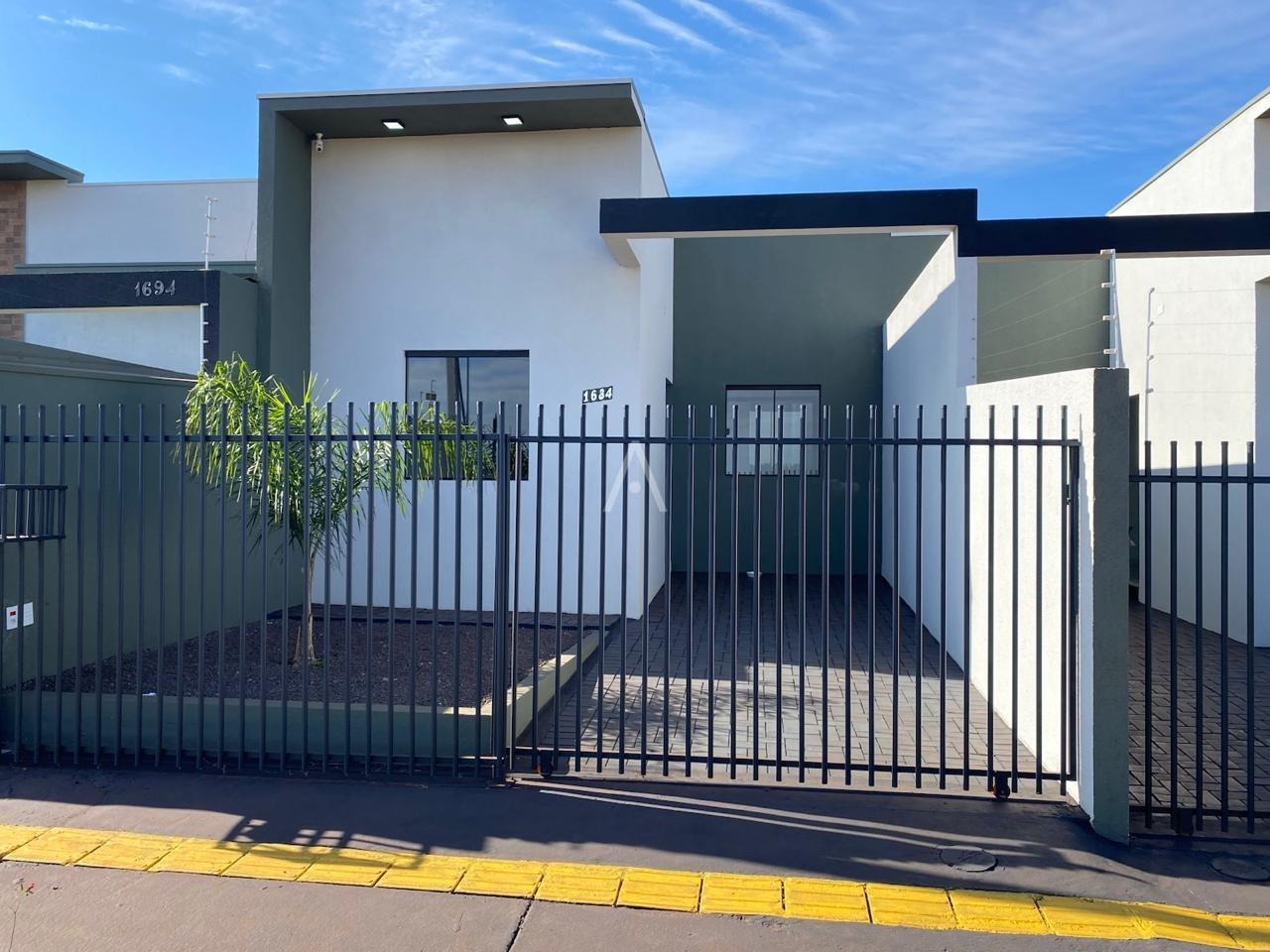 Casa Residencial para à venda no Bairro PINHEIRINHO em TOLEDO: 