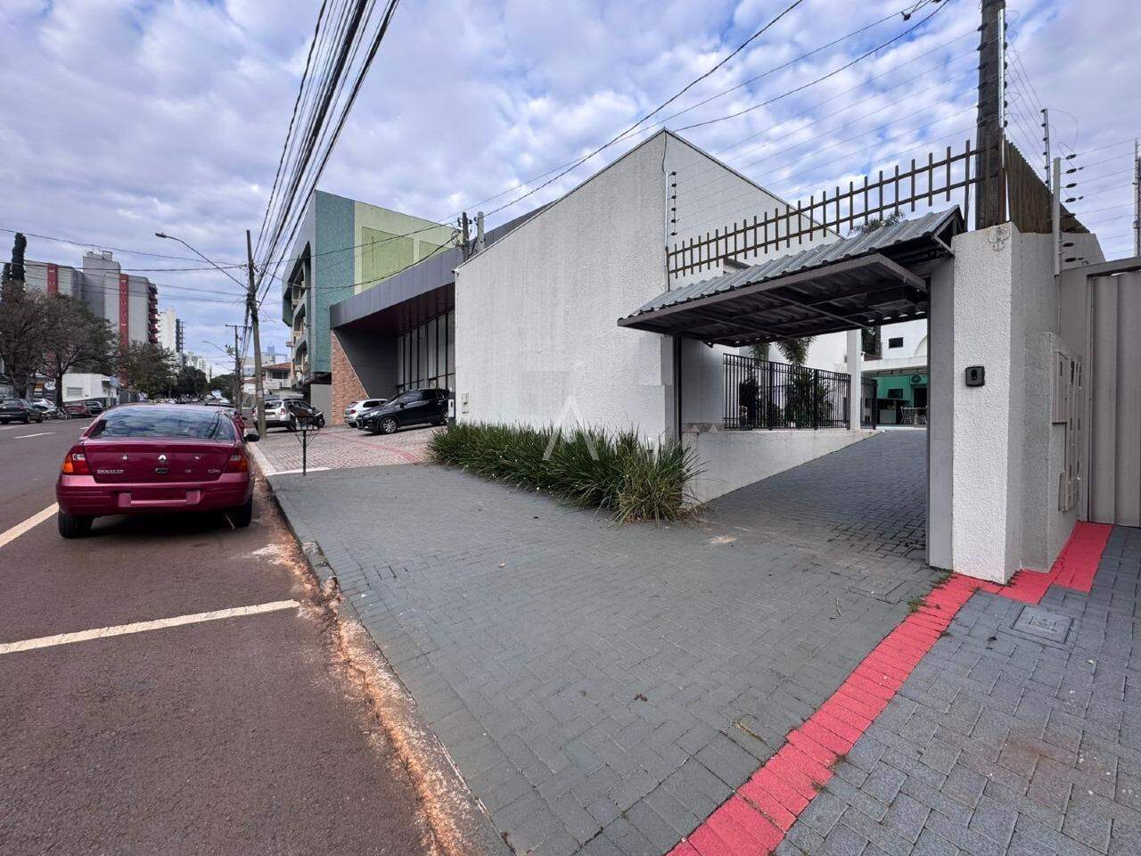 Sobrado para à venda no Bairro CENTRO em CASCAVEL: