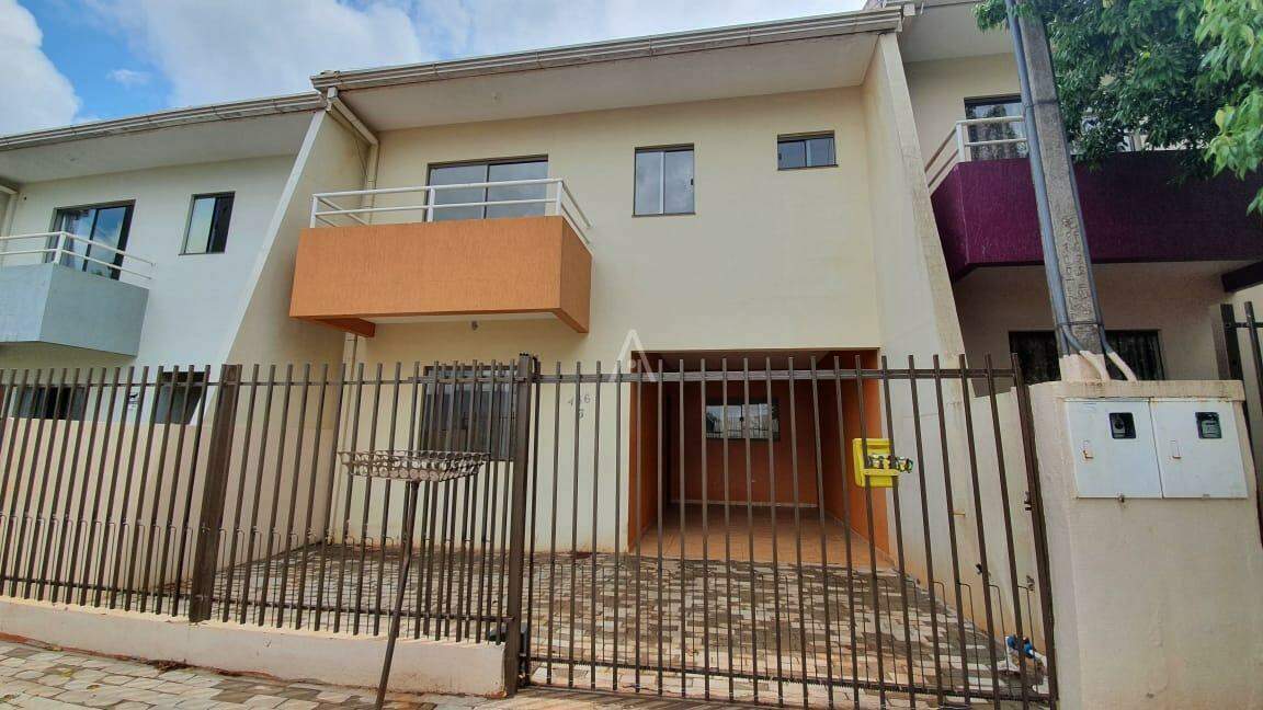 Sobrado para à venda no Bairro CENTRO em SANTA TEREZA DO OESTE: 