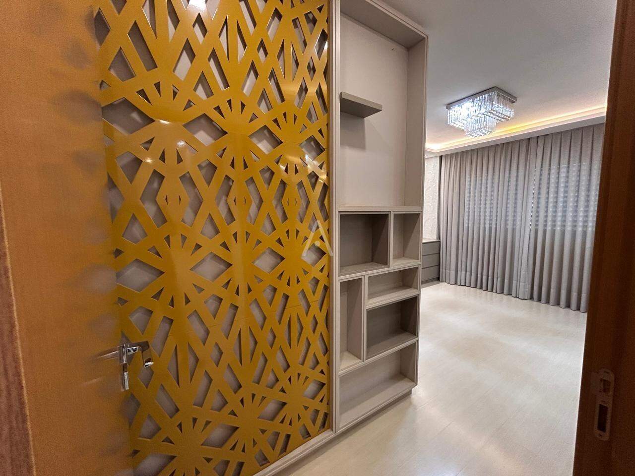 Apartamento para à venda no Bairro CENTRO em CASCAVEL: suíte