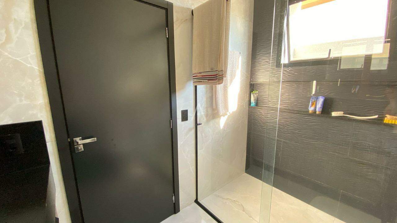 Casa Residencial para para aluguel no Bairro Malucelli em SANTA TEREZA DO OESTE: 