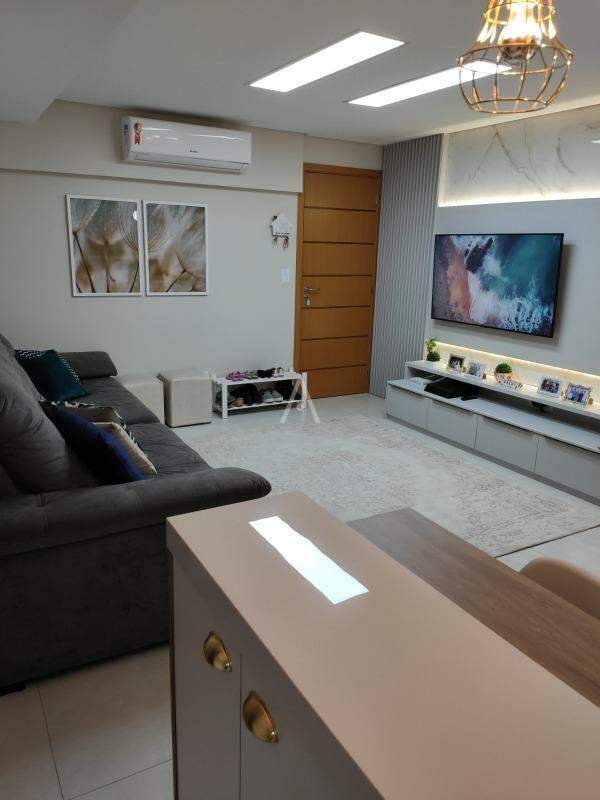 Apartamento para à venda no Bairro CANCELLI em CASCAVEL: 