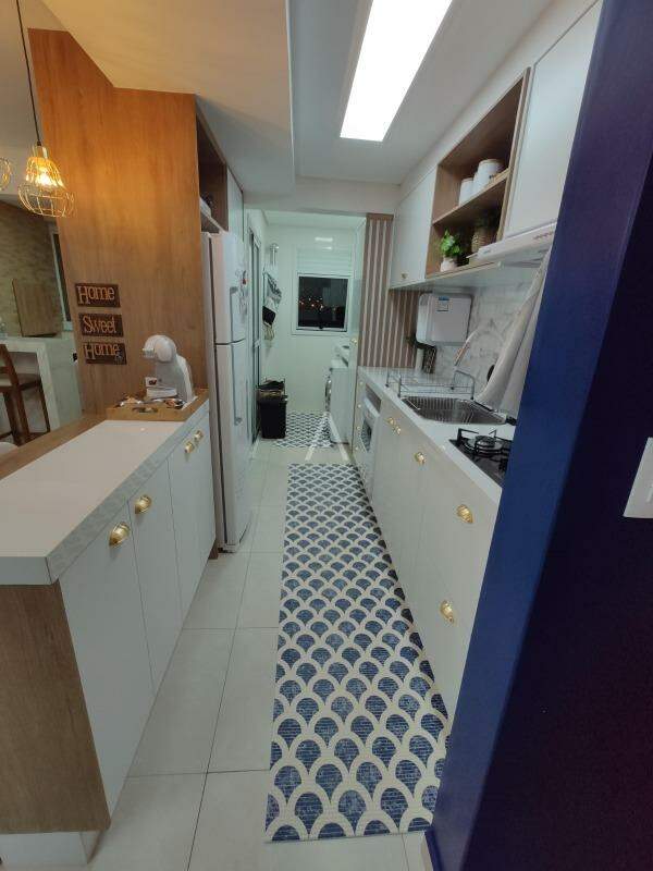 Apartamento para à venda no Bairro CANCELLI em CASCAVEL: 