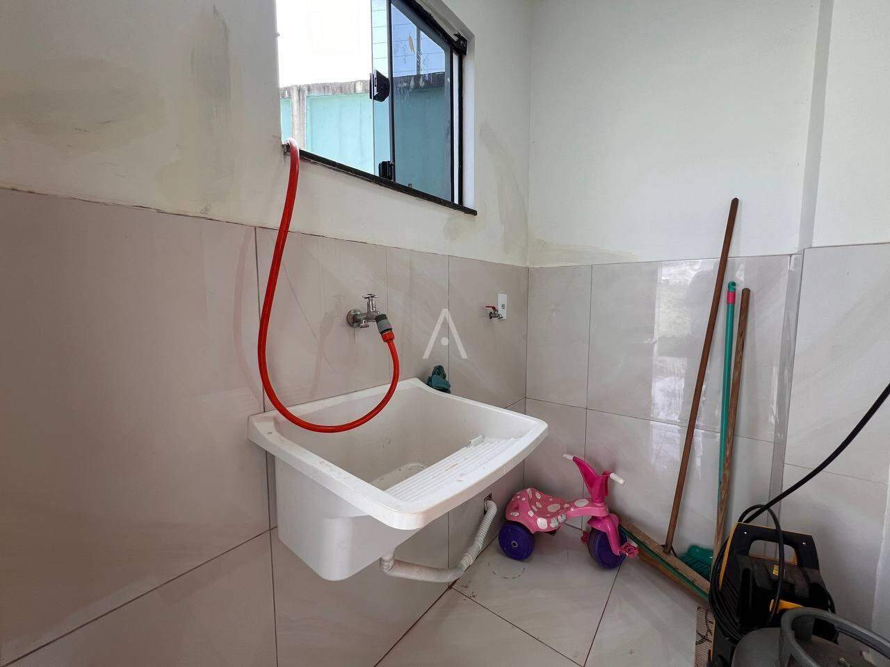 Sobrado para para aluguel no Bairro CATARATAS em CASCAVEL: 