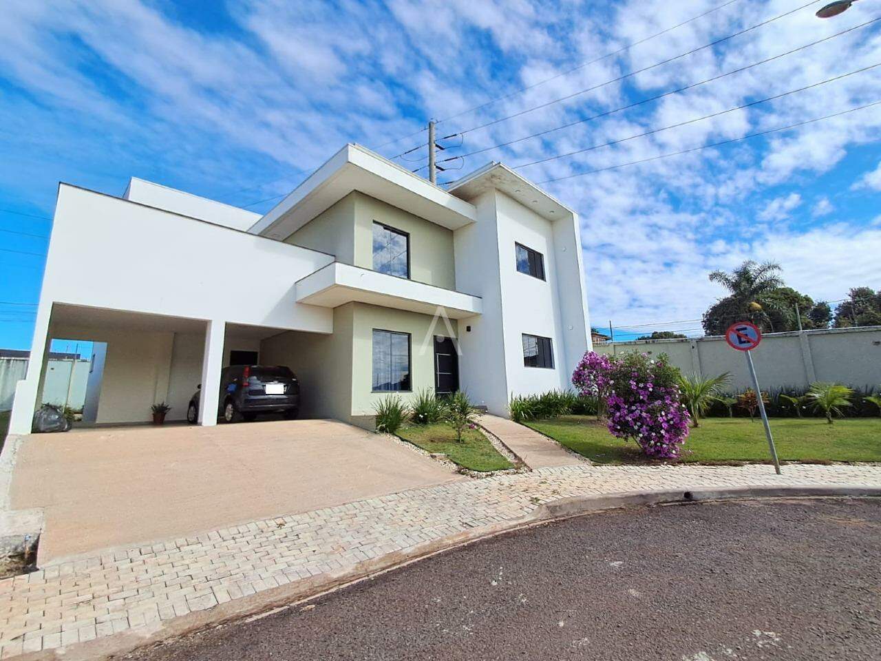 Sobrado para para aluguel no Bairro CATARATAS em CASCAVEL: 