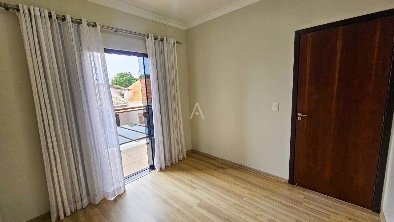 Sobrado para à venda no Bairro JARDIM GISELA em TOLEDO: