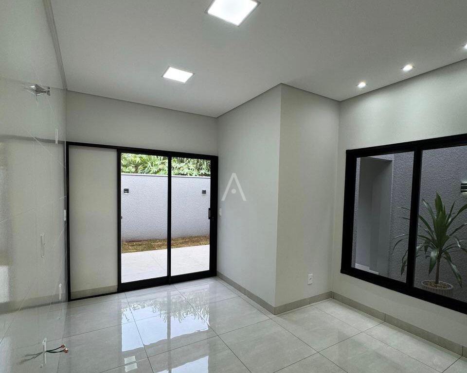 Casa Residencial para à venda no Bairro JARDIM COOPAGRO em TOLEDO: 