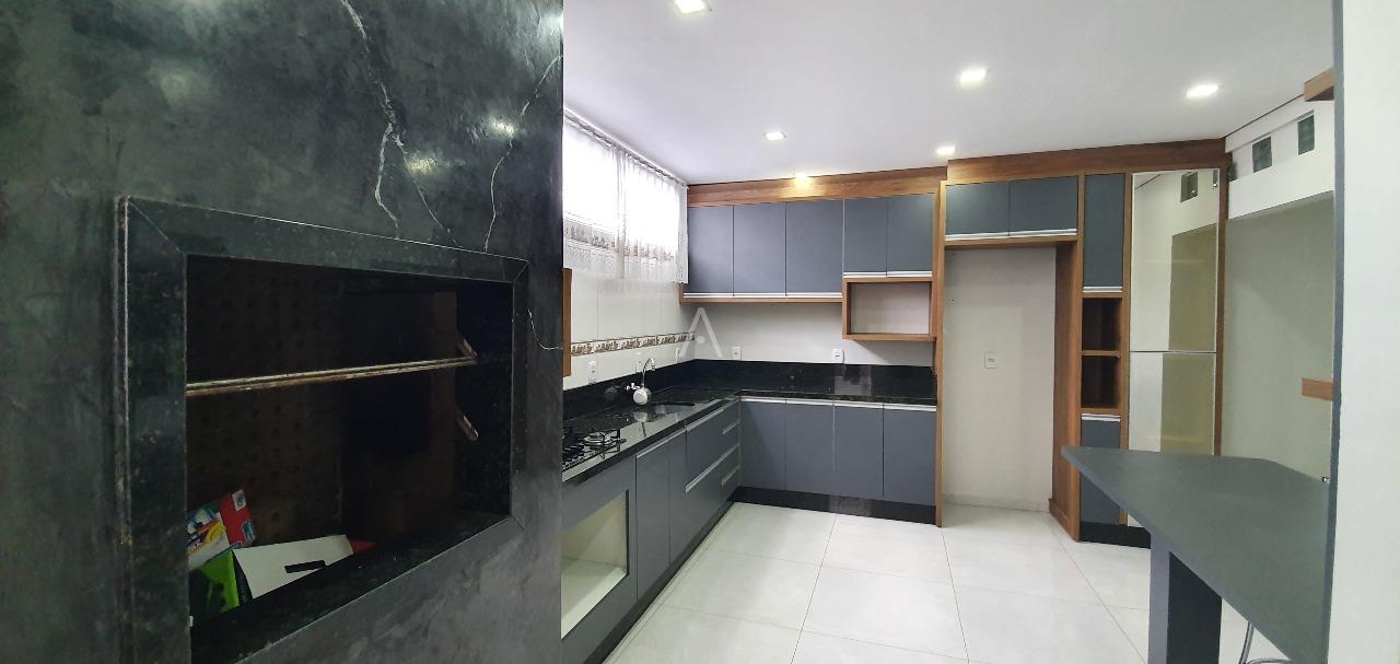 Casa Residencial para à venda no Bairro CASCAVEL VELHO em CASCAVEL: 