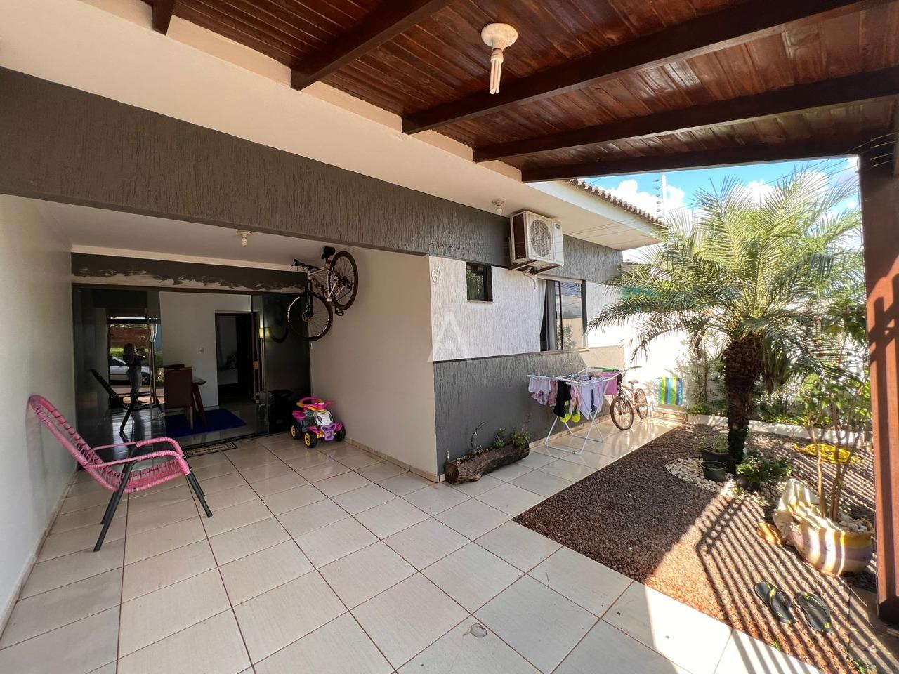 Casa Residencial para à venda no Bairro CASCAVEL VELHO em CASCAVEL: 