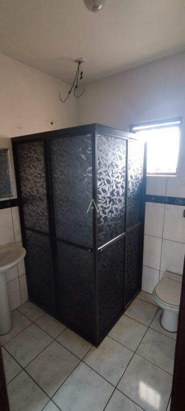 Casa Residencial para para aluguel no Bairro SEDE ALVORADA em TOLEDO: 