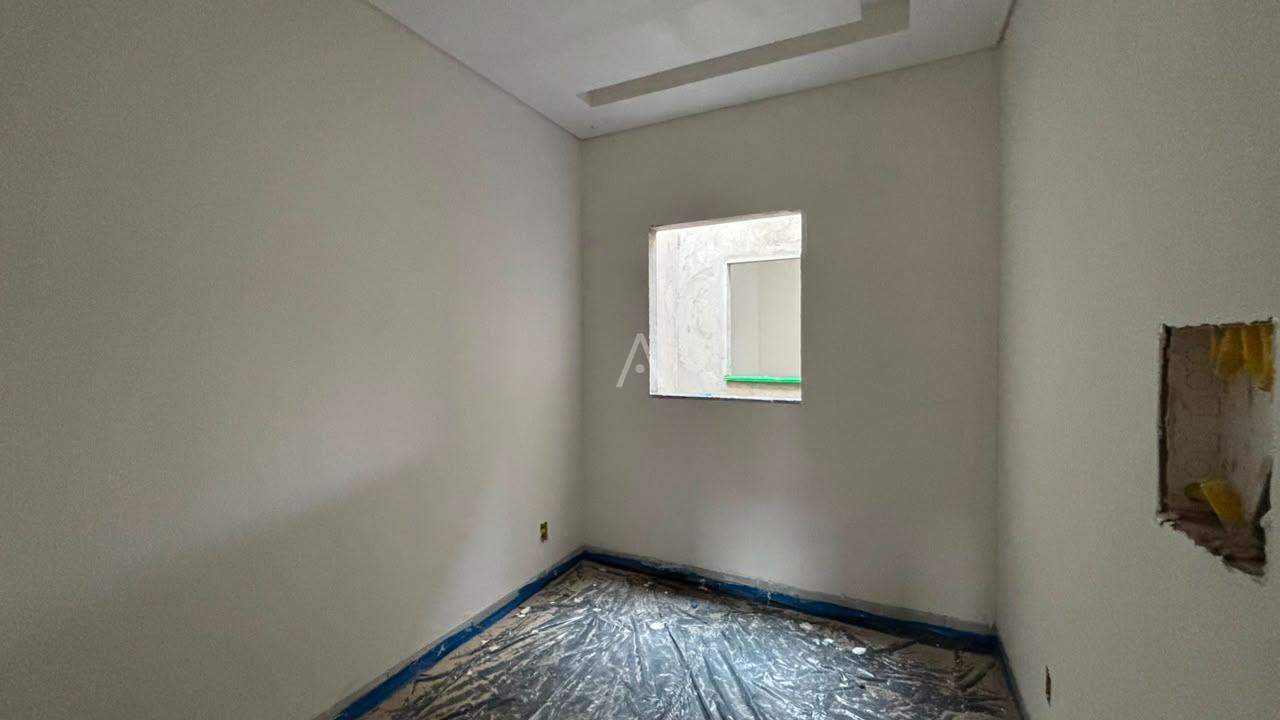 Casa Residencial para à venda no Bairro JARDIM COOPAGRO em TOLEDO: