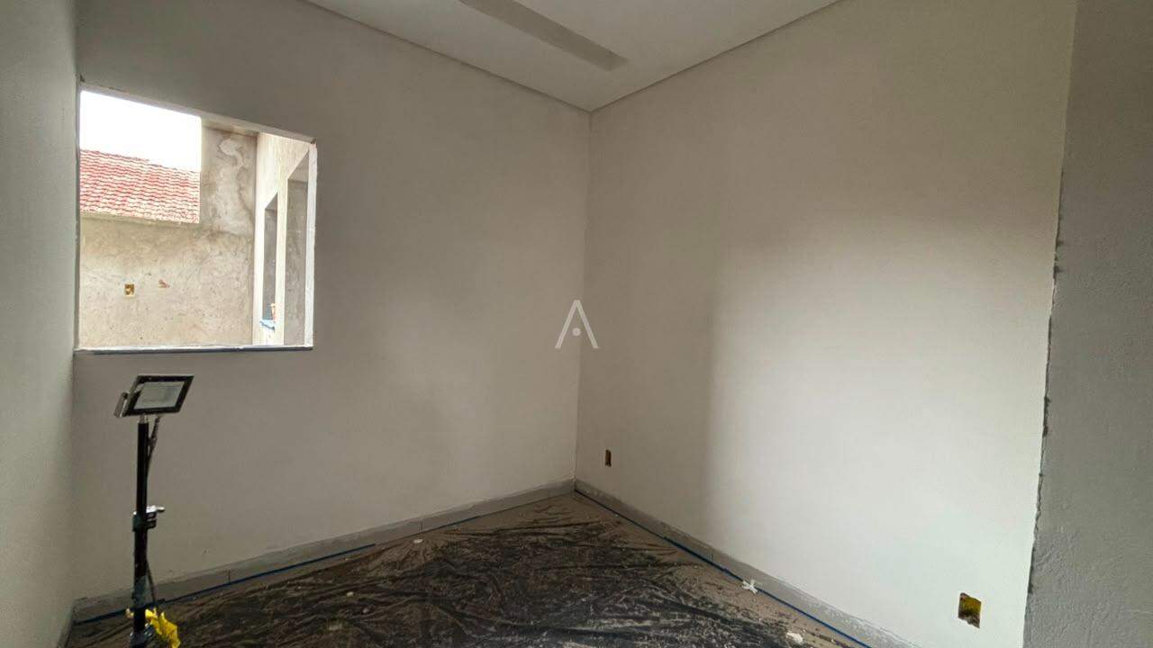 Casa Residencial para à venda no Bairro JARDIM COOPAGRO em TOLEDO: