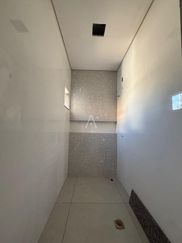 Casa Residencial para à venda no Bairro JARDIM COOPAGRO em TOLEDO: 