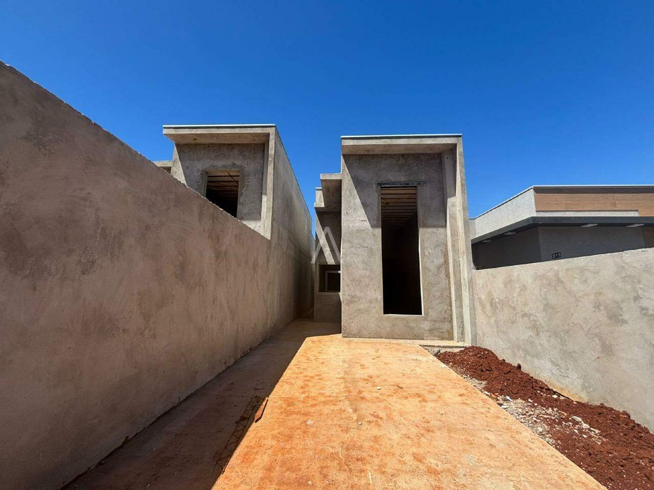 Casa Residencial para à venda no Bairro JARDIM COOPAGRO em TOLEDO: 