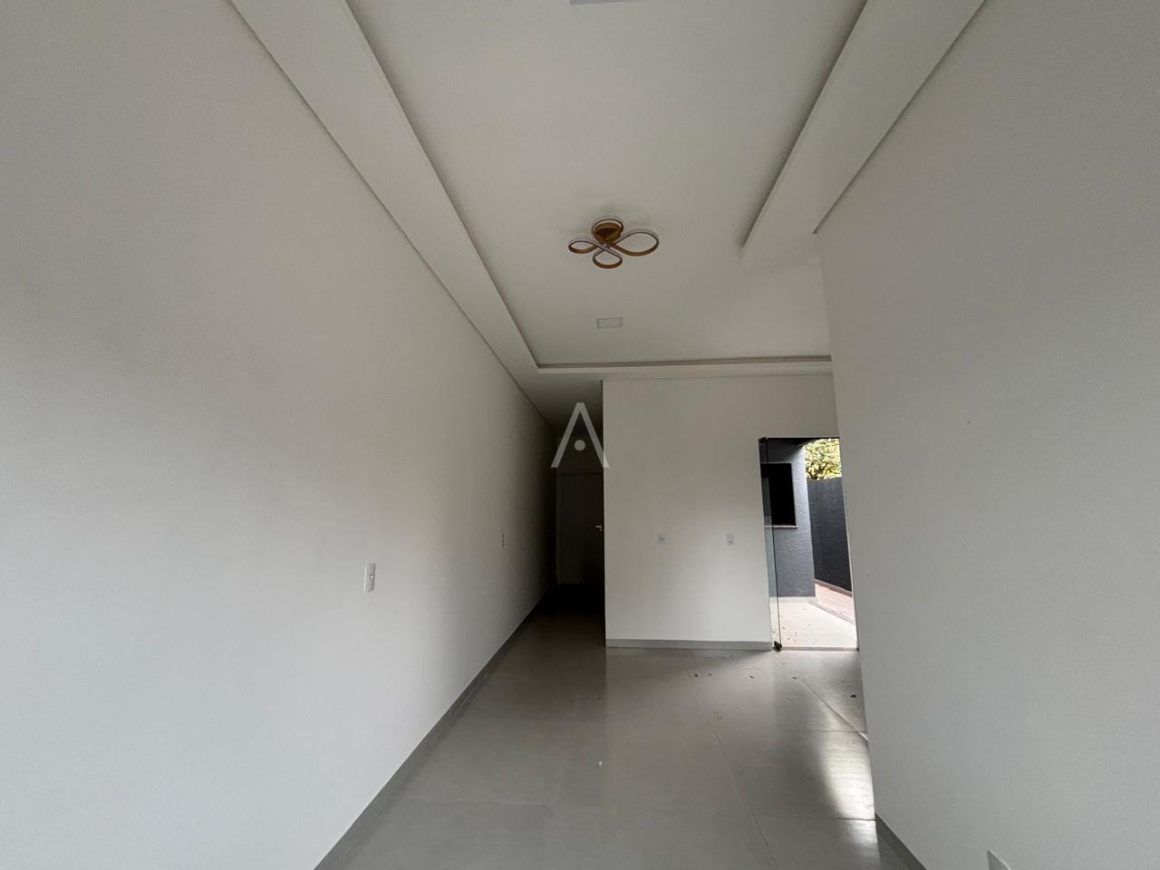 Casa Residencial para à venda no Bairro JARDIM COOPAGRO em TOLEDO: 