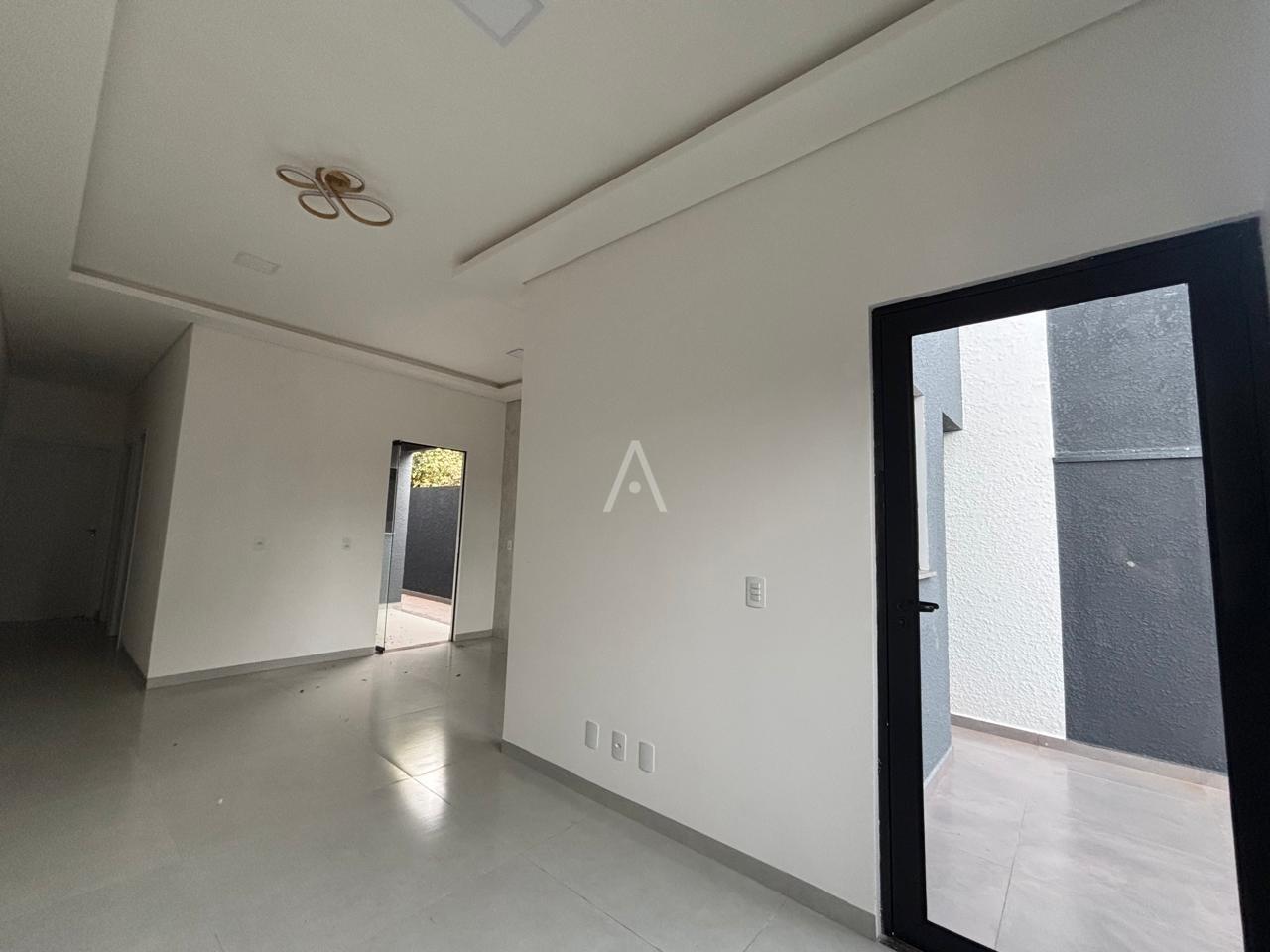 Casa Residencial para à venda no Bairro JARDIM COOPAGRO em TOLEDO: 