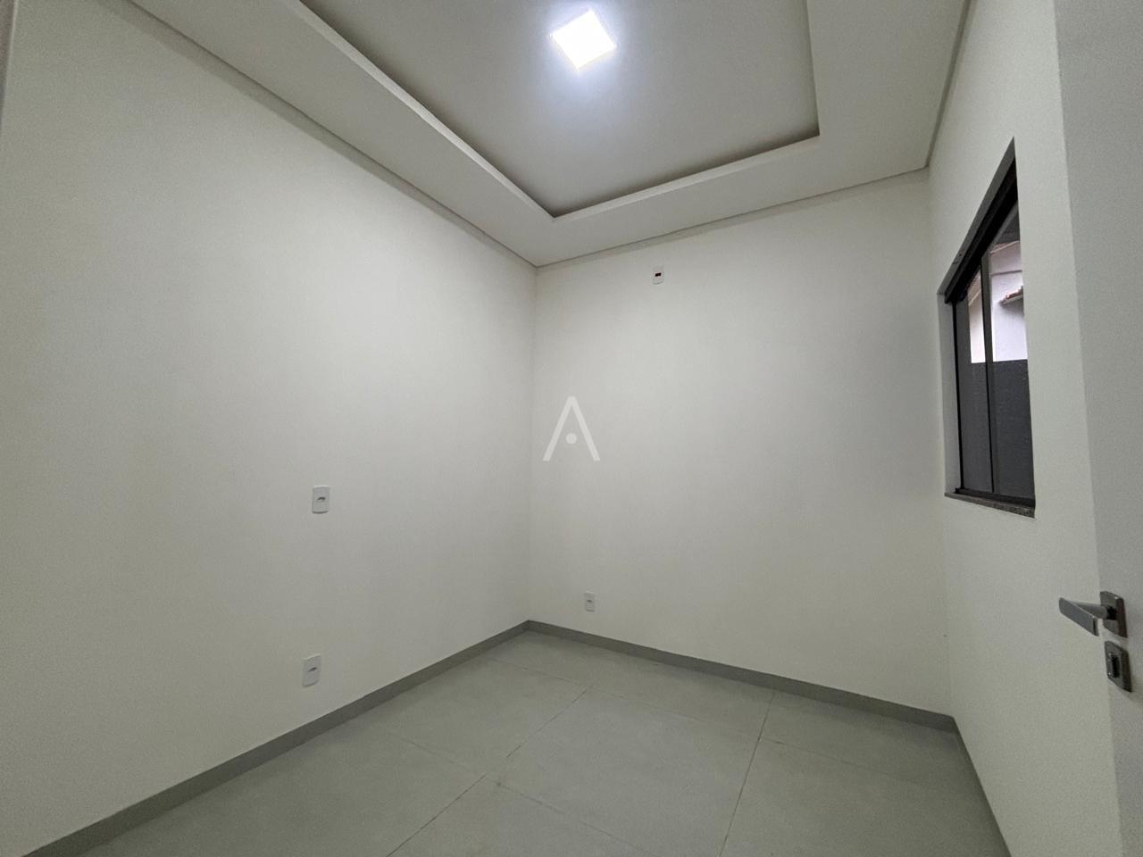 Casa Residencial para à venda no Bairro JARDIM COOPAGRO em TOLEDO: 