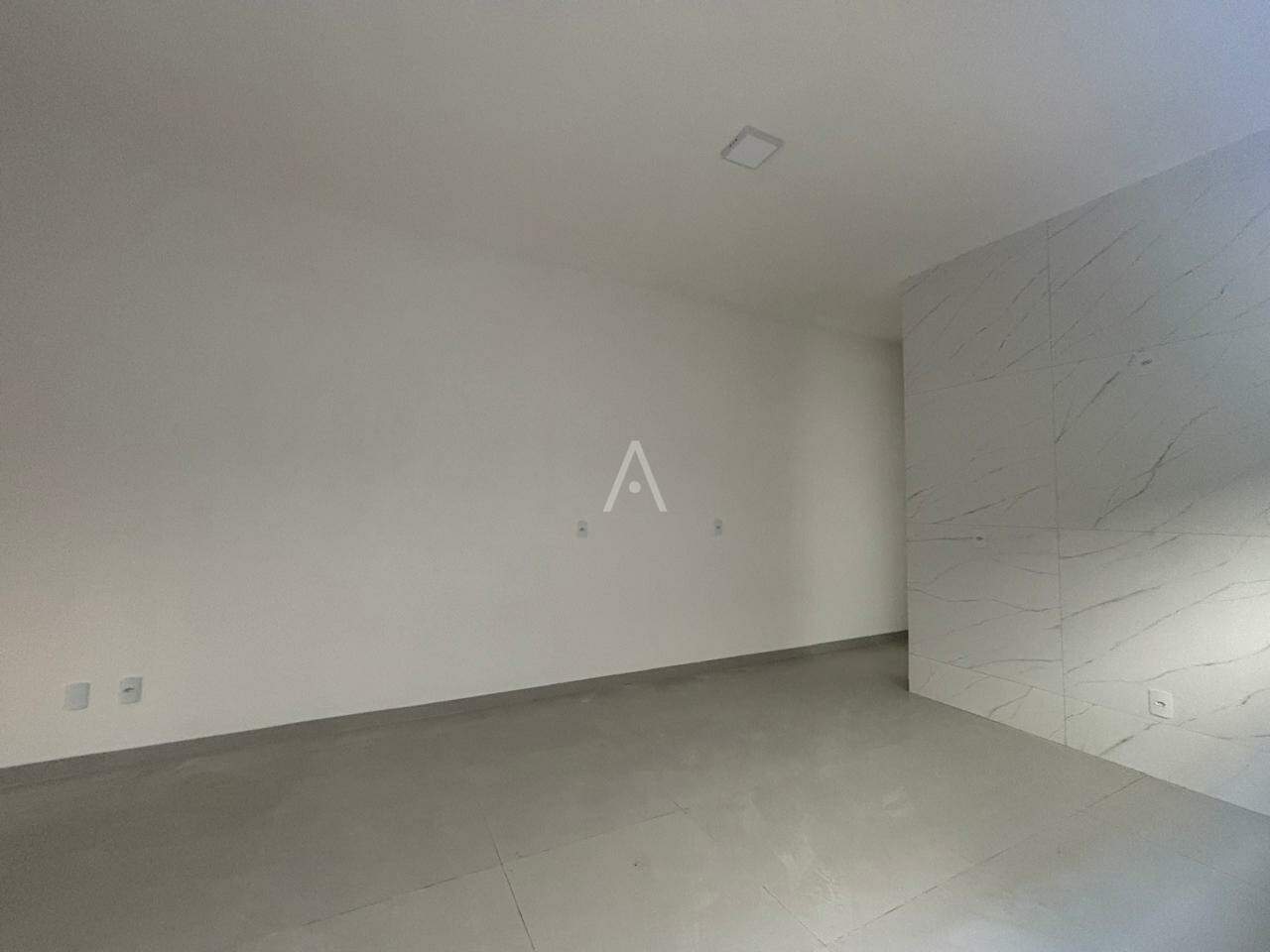 Casa Residencial para à venda no Bairro JARDIM COOPAGRO em TOLEDO: 