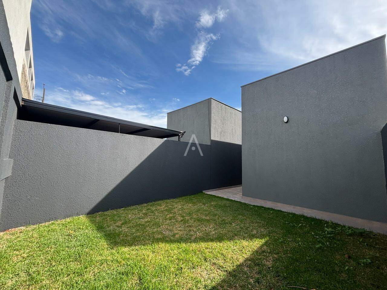 Casa Residencial para à venda no Bairro JARDIM COOPAGRO em TOLEDO: 