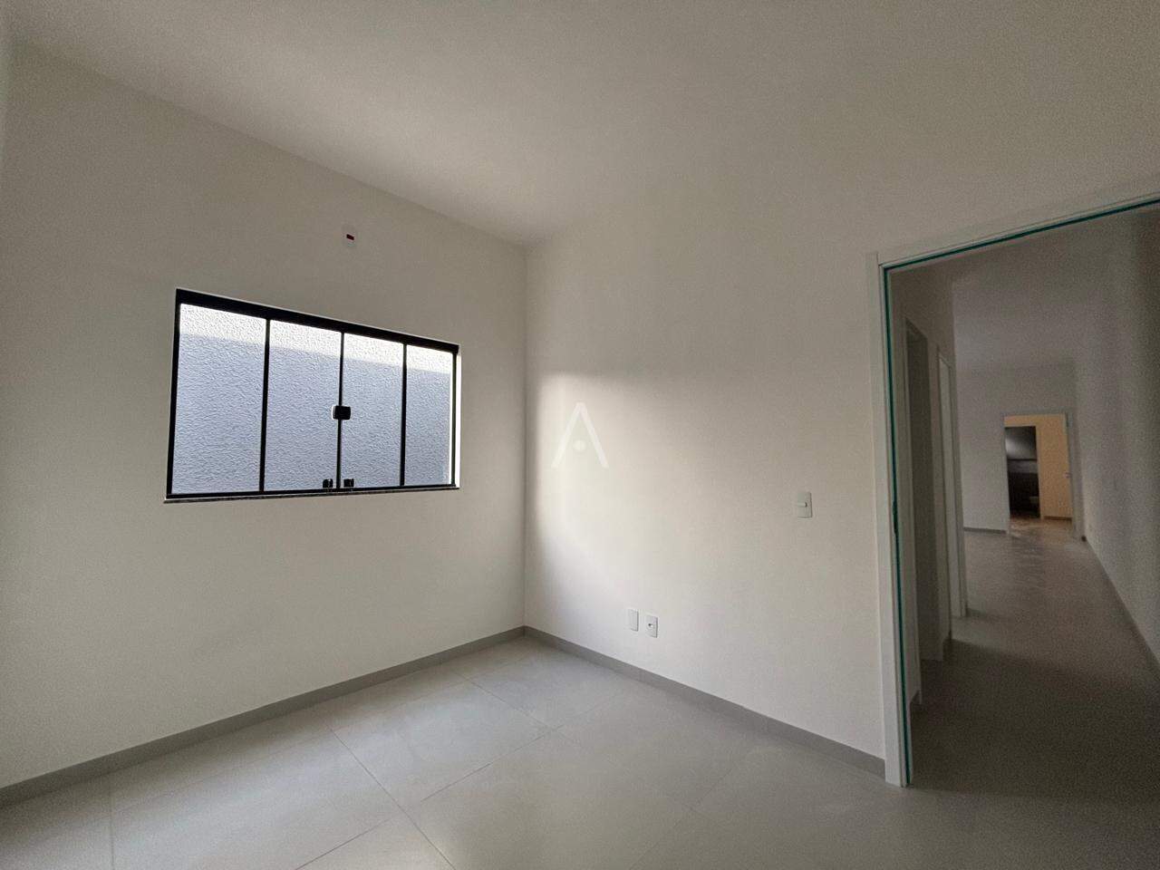 Casa Residencial para à venda no Bairro JARDIM COOPAGRO em TOLEDO: 