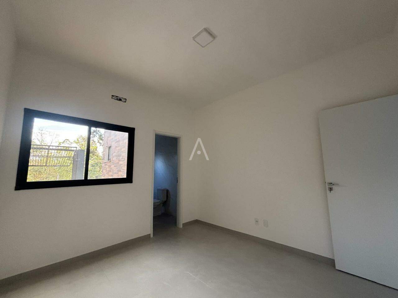 Casa Residencial para à venda no Bairro JARDIM COOPAGRO em TOLEDO: 