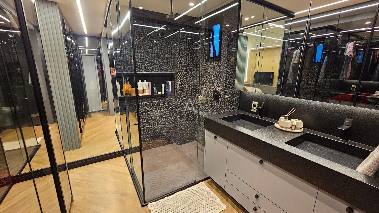 Apartamento para à venda no Bairro CANCELLI em CASCAVEL: BANHEIRO SUÍTE