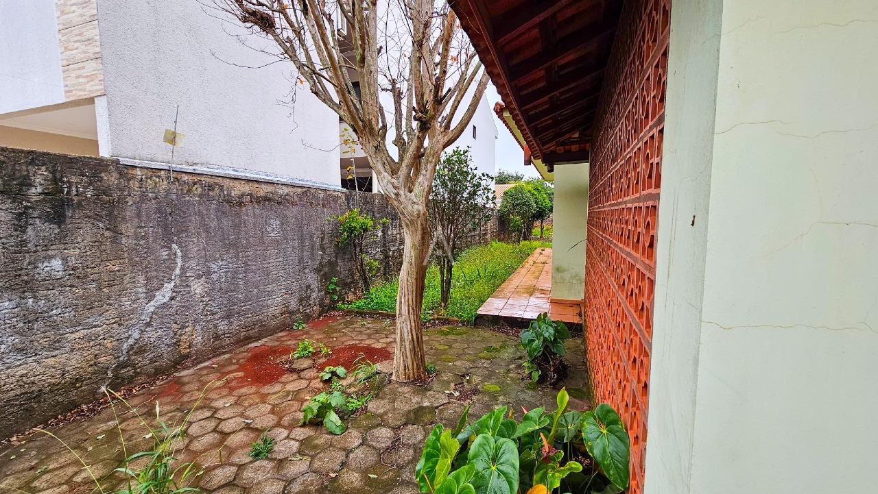 Casa Residencial para à venda no Bairro NEVA em CASCAVEL: 