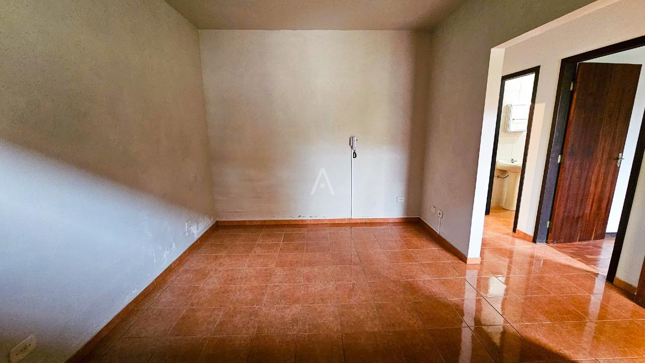 Casa Residencial para à venda no Bairro NEVA em CASCAVEL: 