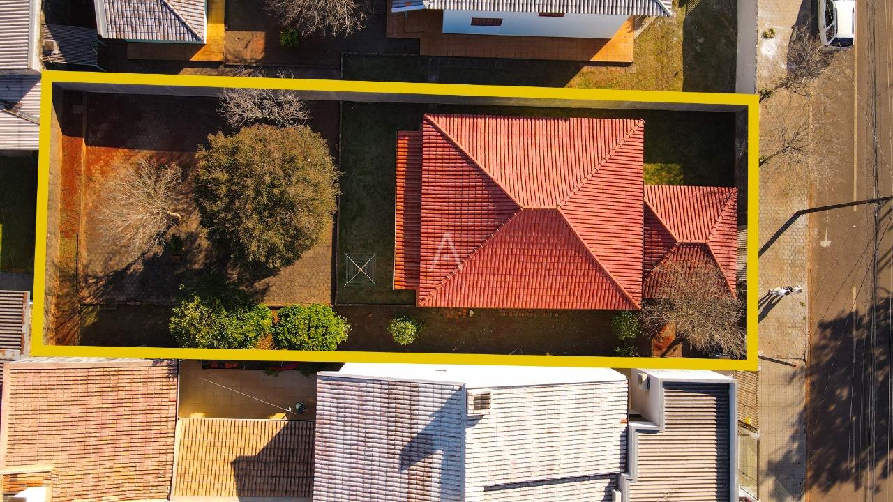 Casa Residencial para à venda no Bairro NEVA em CASCAVEL: 