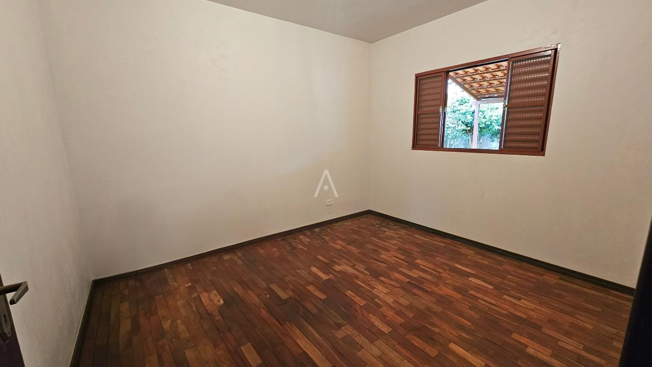 Casa Residencial para à venda no Bairro NEVA em CASCAVEL: 