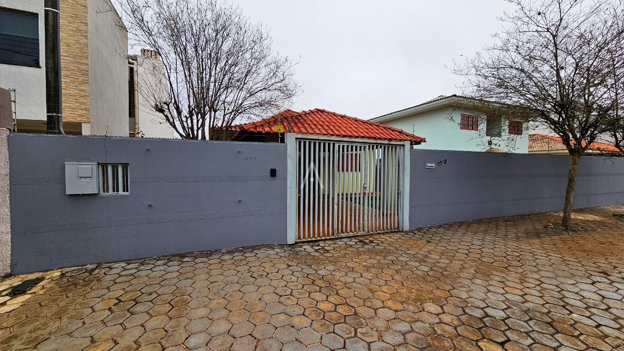 Casa Residencial para à venda no Bairro NEVA em CASCAVEL: 