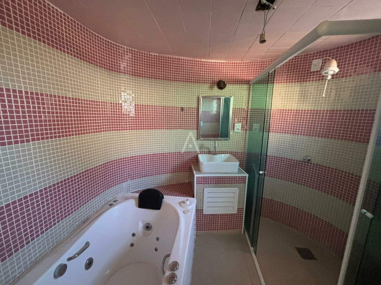 Casa Residencial para para aluguel no Bairro CANCELLI em CASCAVEL: 