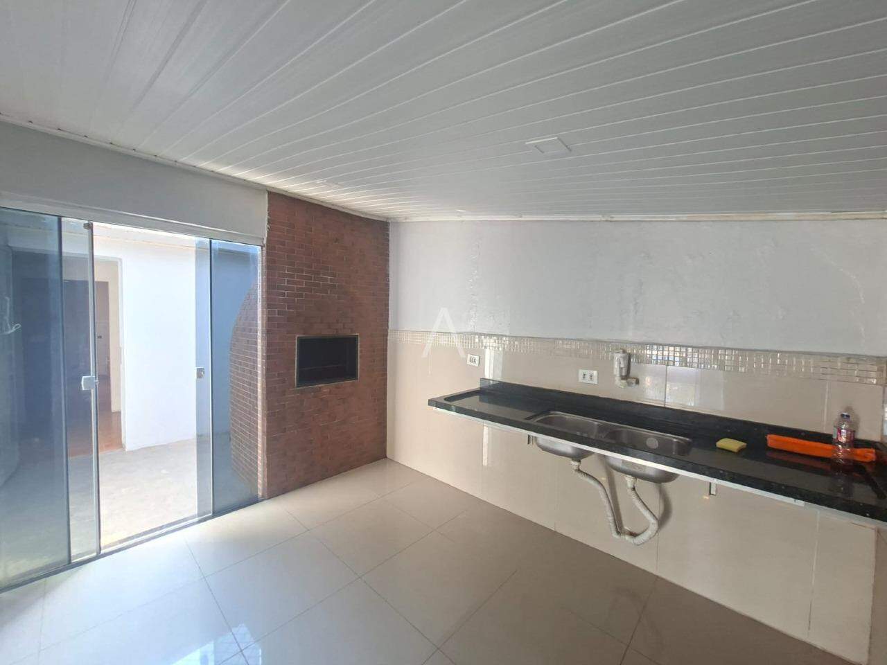 Casa Residencial para para aluguel no Bairro CANCELLI em CASCAVEL: