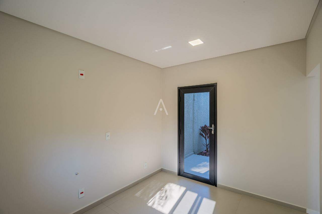 Casa Residencial para à venda no Bairro RECANTO TROPICAL em CASCAVEL: 