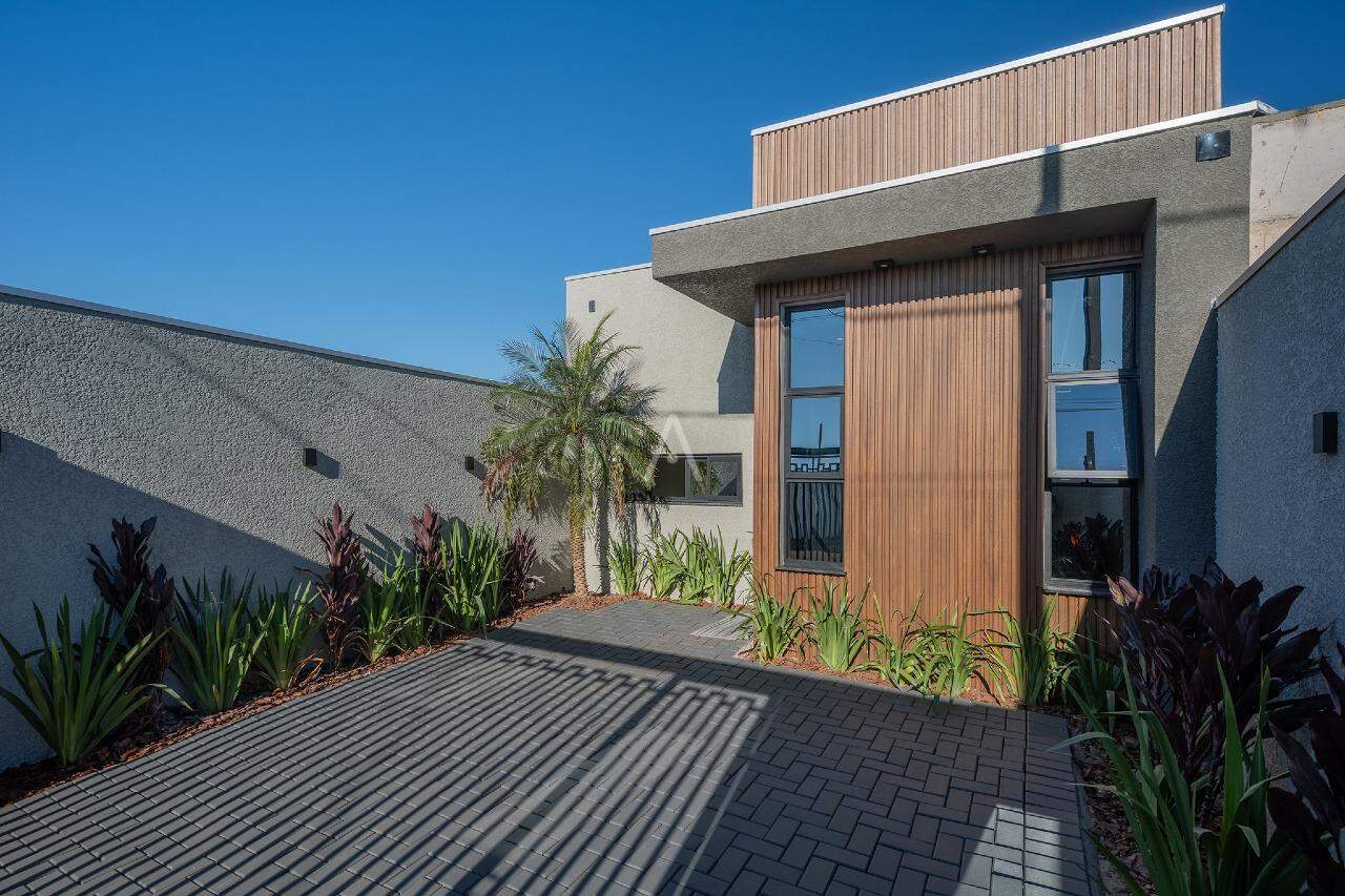 Casa Residencial para à venda no Bairro RECANTO TROPICAL em CASCAVEL: 