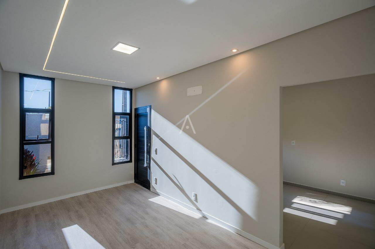 Casa Residencial para à venda no Bairro RECANTO TROPICAL em CASCAVEL: 