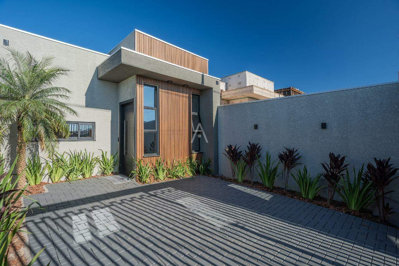 Casa Residencial para à venda no Bairro RECANTO TROPICAL em CASCAVEL: 