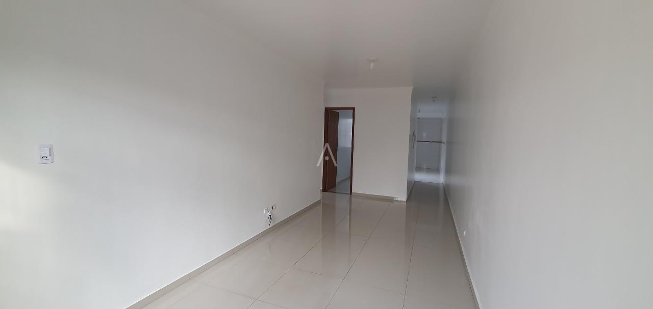 Casa Residencial para à venda no Bairro UNIVERSITARIO em CASCAVEL: 