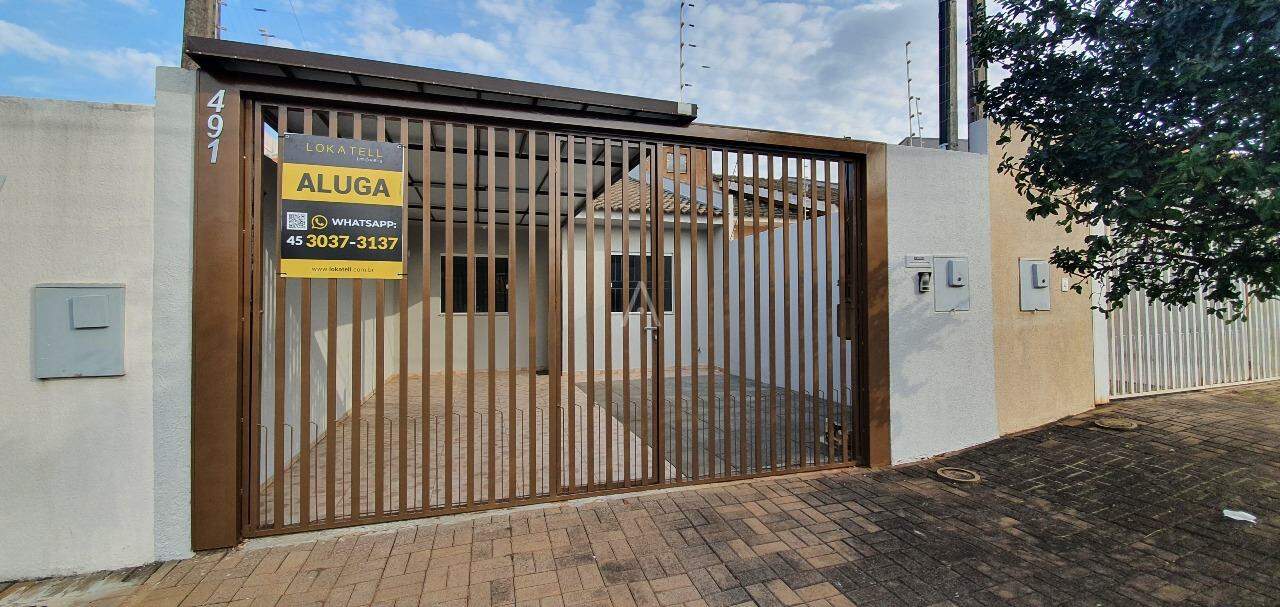 Casa Residencial para à venda no Bairro UNIVERSITARIO em CASCAVEL: 