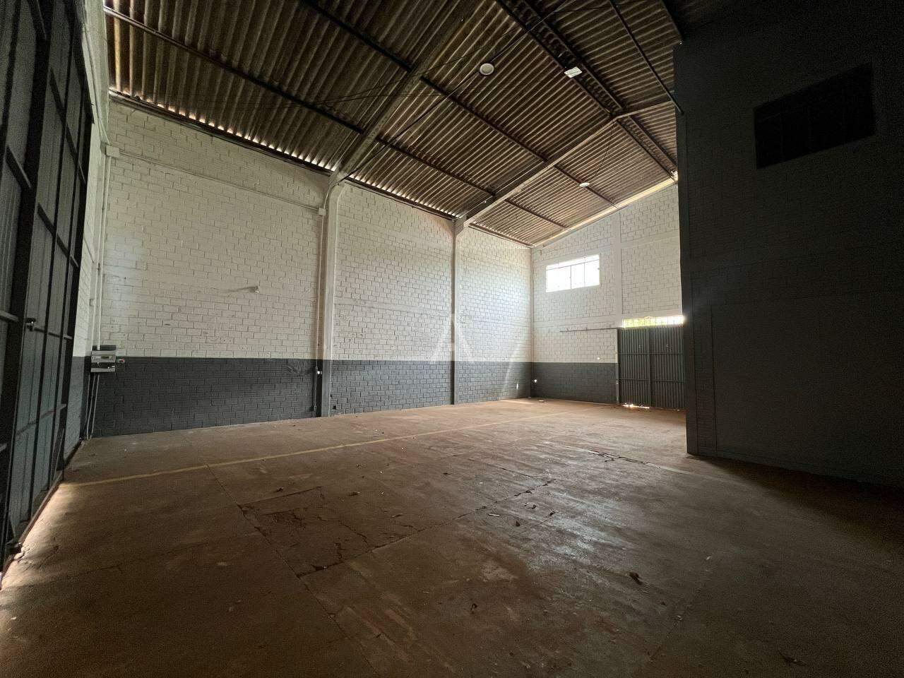 Barracão Comercial para para aluguel no Bairro Pioneiros Catarinenses em CASCAVEL: