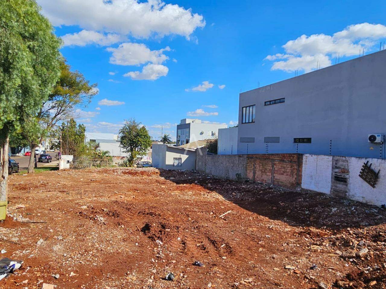 Terreno para à venda no Bairro ALTO ALEGRE em CASCAVEL: 