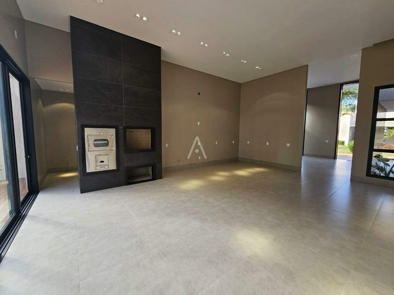 Casa Residencial para à venda no Bairro RECANTO TROPICAL em CASCAVEL: 