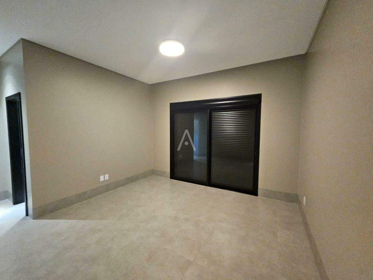 Casa Residencial para à venda no Bairro RECANTO TROPICAL em CASCAVEL: 