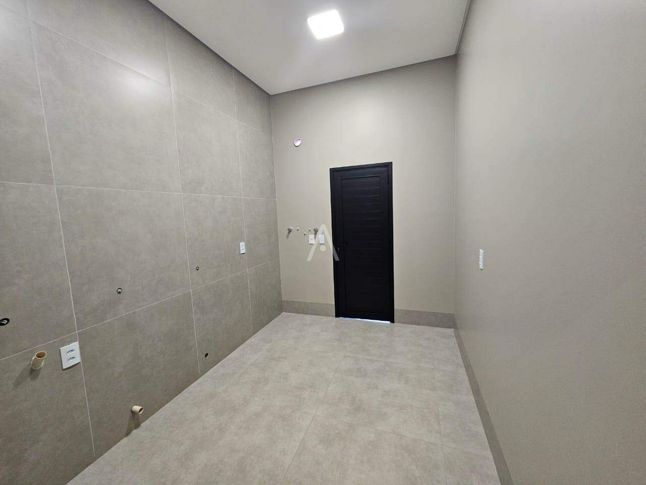 Casa Residencial para à venda no Bairro RECANTO TROPICAL em CASCAVEL: 