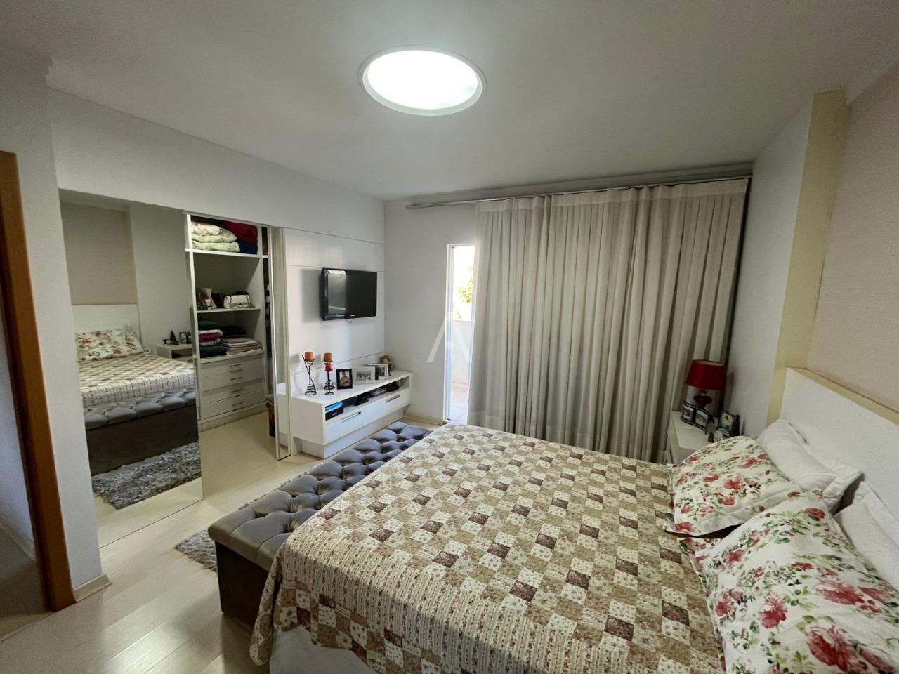 Apartamento para à venda no Bairro CENTRO em CASCAVEL: Suíte