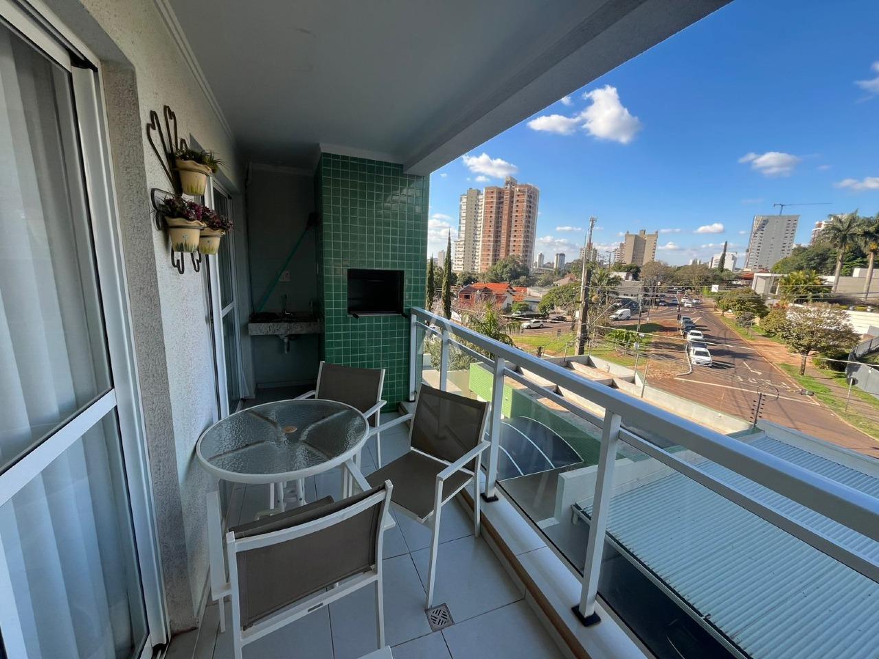 Apartamento para à venda no Bairro CENTRO em CASCAVEL: Sacada